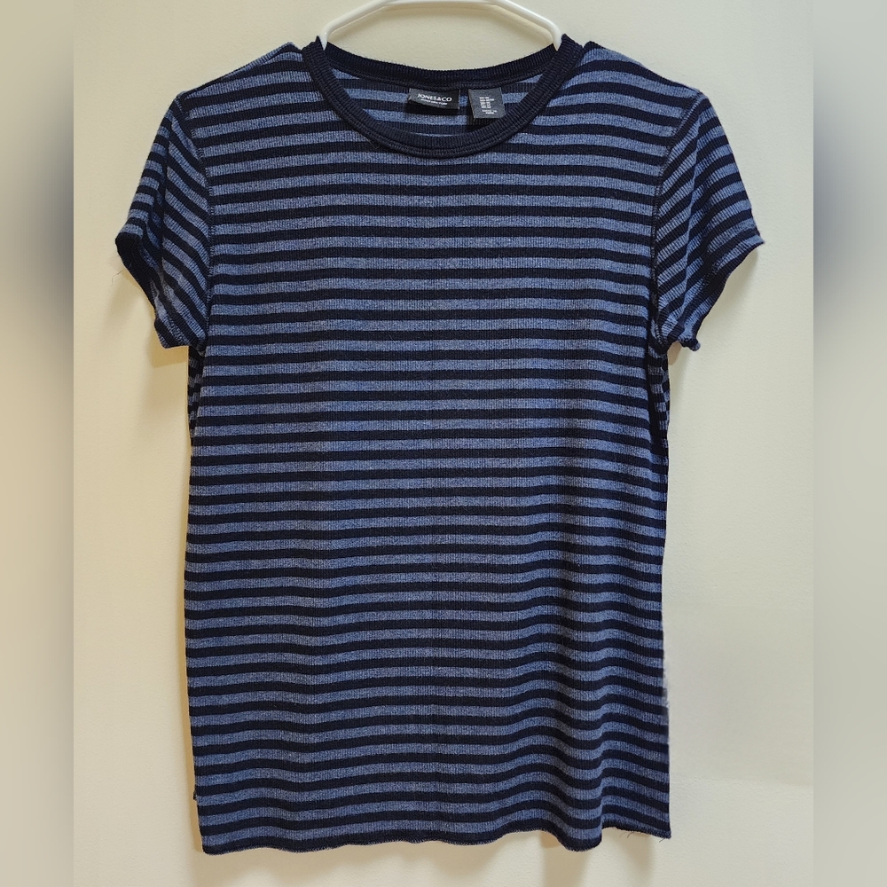 Jones & Co. Gray and Black Striped Knit Top Women's Size M